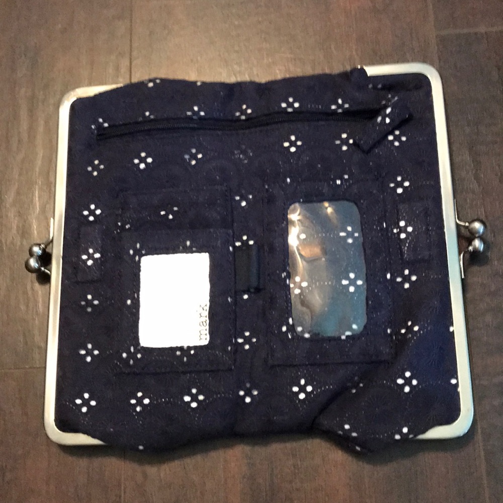 Mark. Wallet - Picture 2 of 2